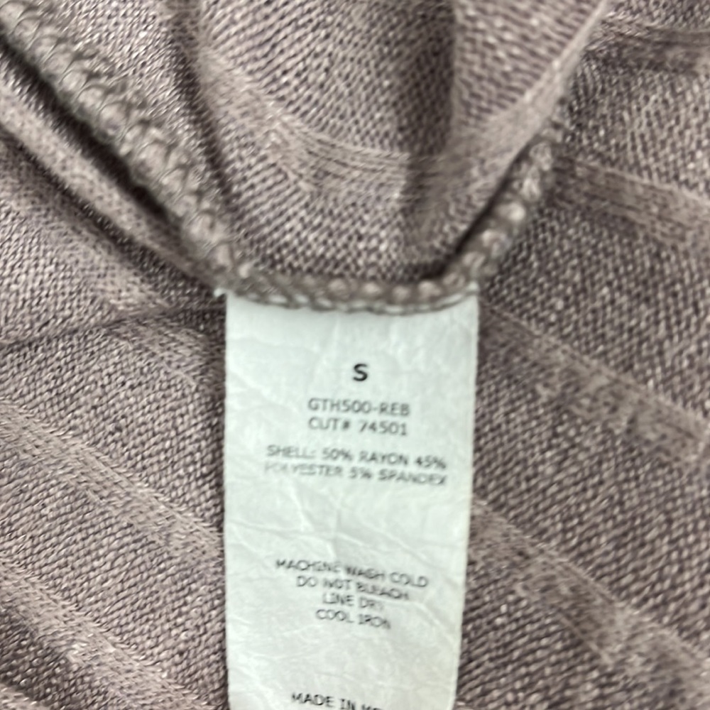 Green Envelope mauve cowl neck pull over long sleeve top - size small - Picture 6 of 8